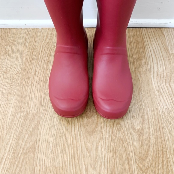 Tall Hunter Rain Boots - Picture 2 of 8